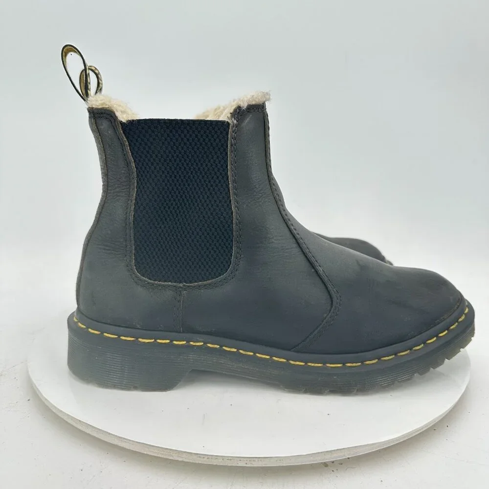 Dr. Martens Leonore Women Size 8 Black Leather Faux Fur Lined Chelsea Boot - Picture 4 of 11